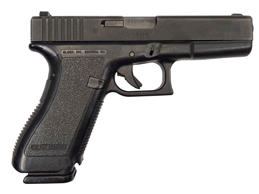 Glock 17 Gen 2 Semi-Auto Pistol 9mm 4.49" Bbl 17 Rd, Chipped Grip/Magwell, LEO Trade-In, Surplus Good/VG Overall W/ Grip Damage - Blem